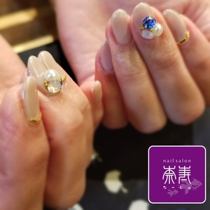 Vカットストーン＆球体パール